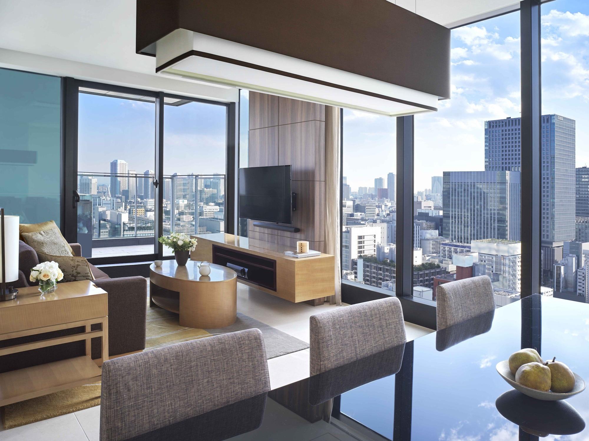 Oakwood Premier Tokyo Ξενοδοχείο Εξωτερικό φωτογραφία A living room in a condominium