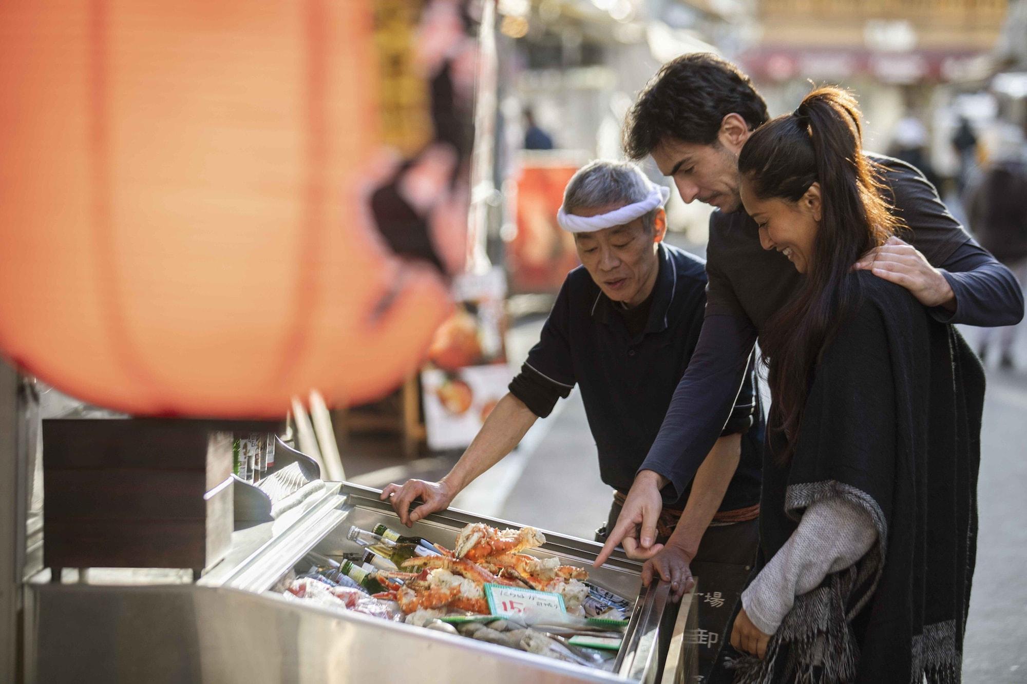 Oakwood Premier Tokyo Ξενοδοχείο Εξωτερικό φωτογραφία A street vendor in Dubai